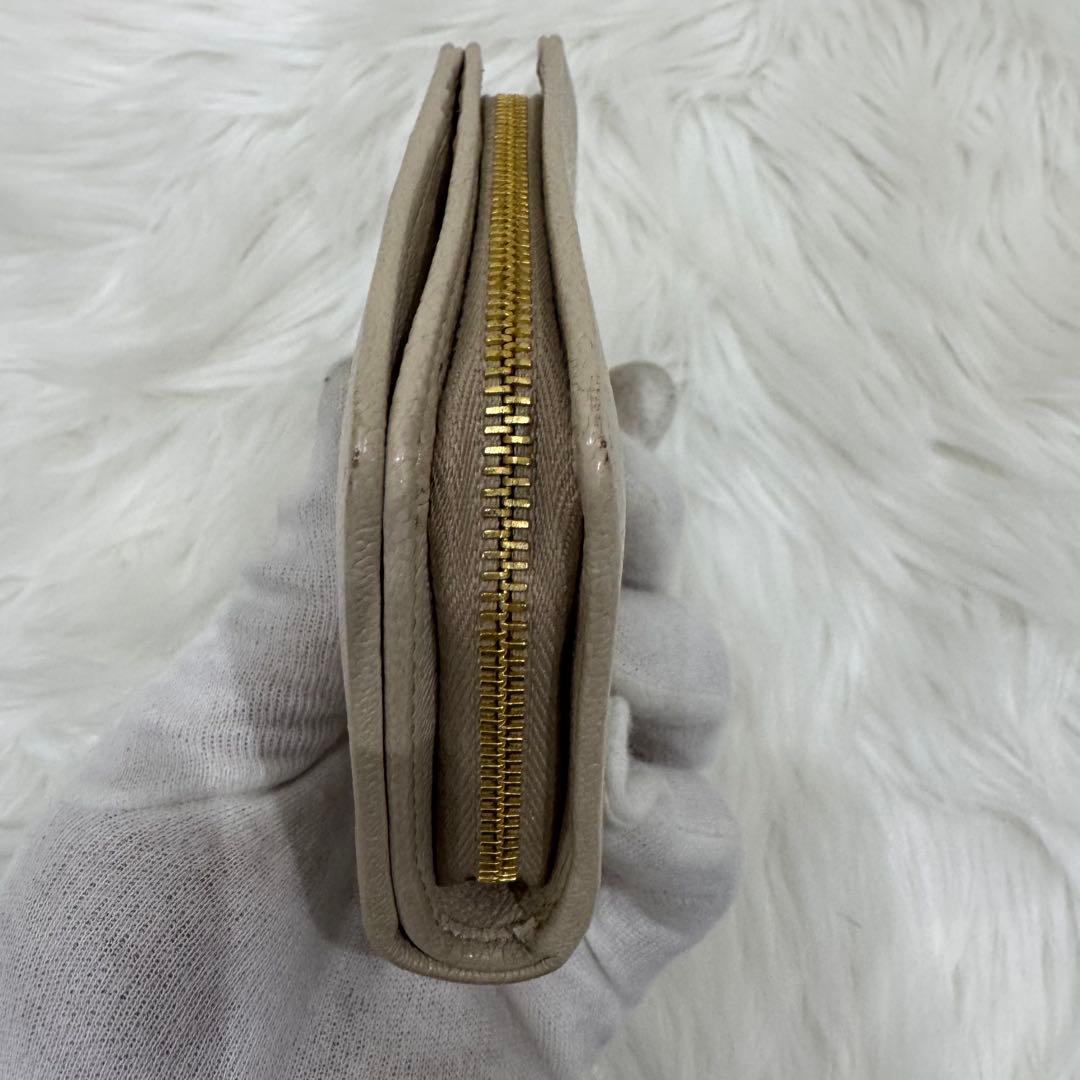 Miu Bi-Fold Wallet Miumiu Ic