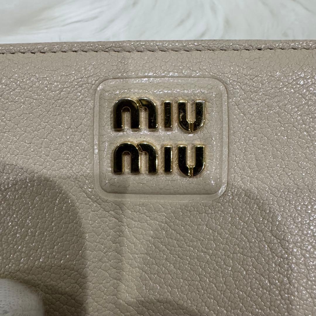 Miu Bi-Fold Wallet Miumiu Ic