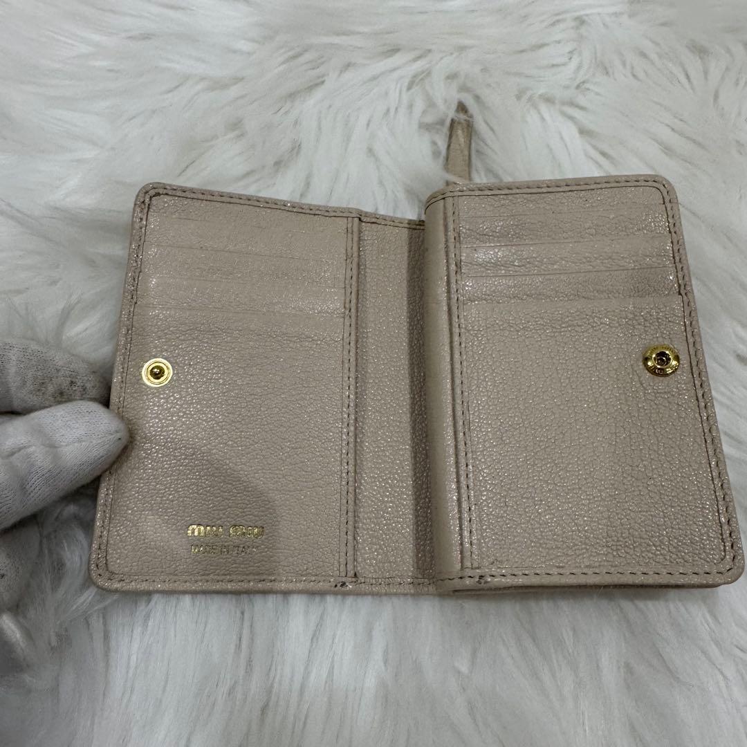 Miu Bi-Fold Wallet Miumiu Ic