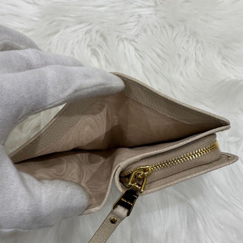 Miu Bi-Fold Wallet Miumiu Ic