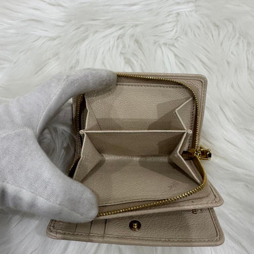 Miu Bi-Fold Wallet Miumiu Ic