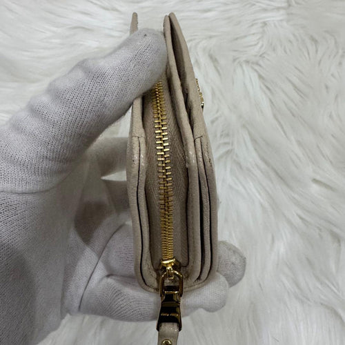 Miu Bi-Fold Wallet Miumiu Ic