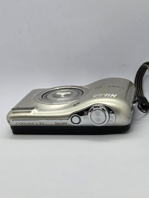 Nikon Compact Digital Camera Ok Coolpix L32