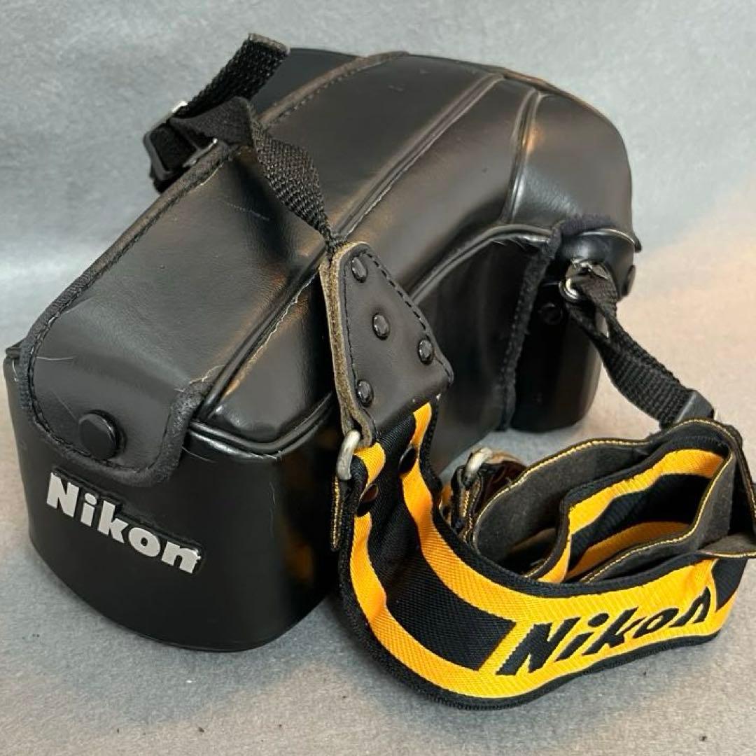 Nikon Slr Camera (Film) F Fe2 Tamron 70-210Mm