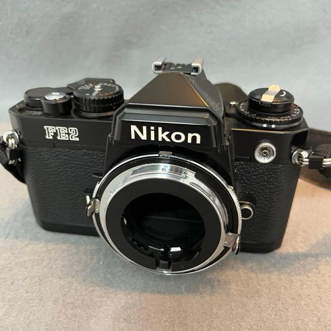 Nikon Slr Camera (Film) F Fe2 Tamron 70-210Mm