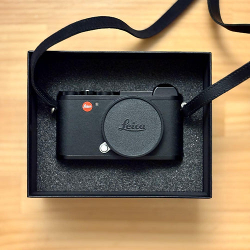 Leica Mirrorless Interchangeable Lens Cameras Cl