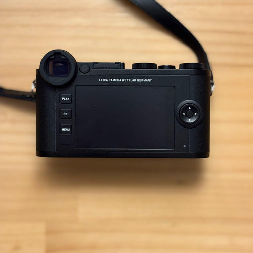 Leica Mirrorless Interchangeable Lens Cameras Cl