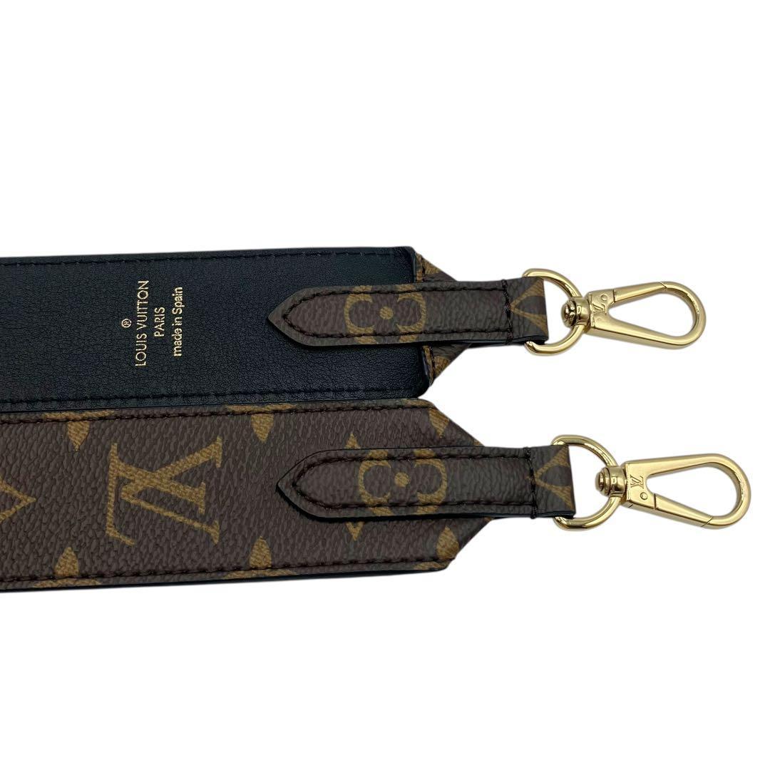 Louis Vuitton Shoulder Bags