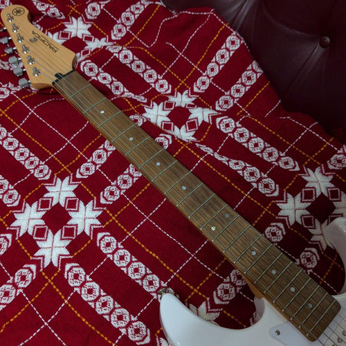 Yamaha Electric Guitars Pacifica Pac012