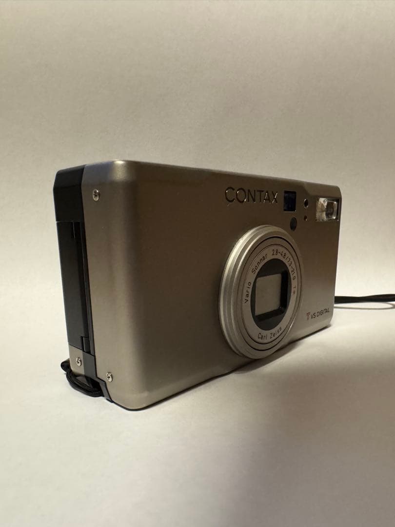 Contax Compact Digital Camera Tvs
