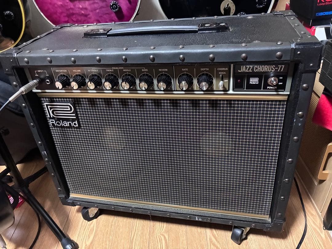 Roland Guitar Amplifiers Jazz Chorus-77
