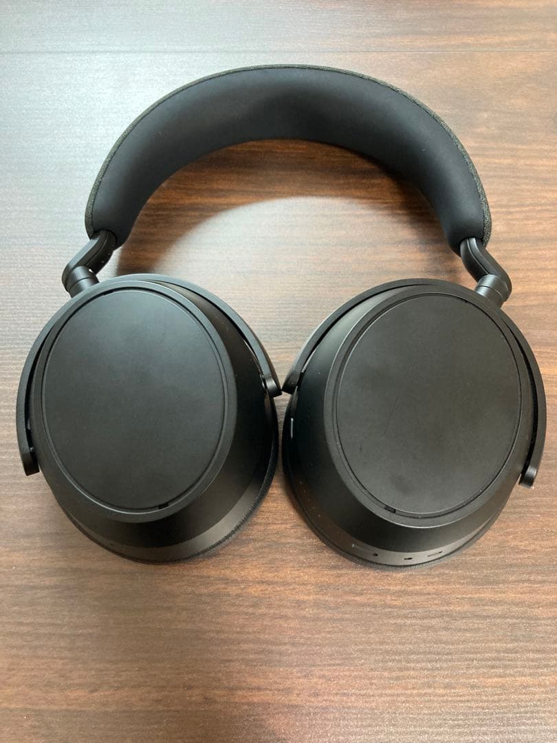 Sennheiser Wireless Headphones Momentum 4