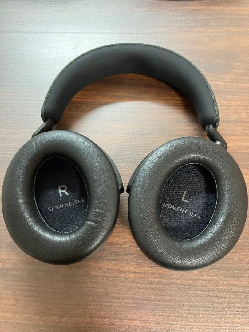Sennheiser Wireless Headphones Momentum 4