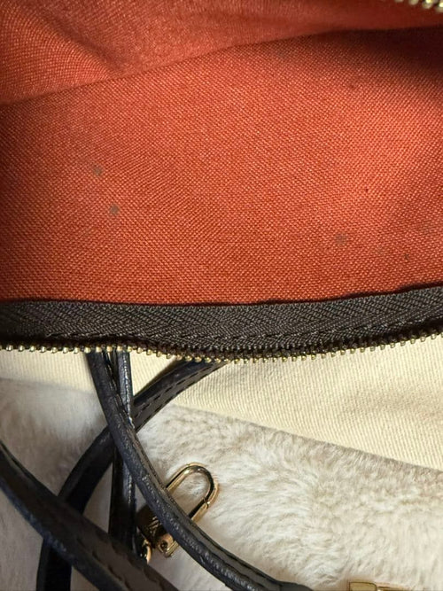Louis Vuitton Shoulder Bags