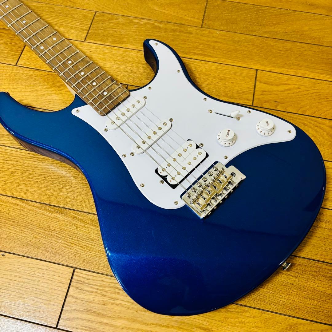 Yamaha Electric Guitars Pac012