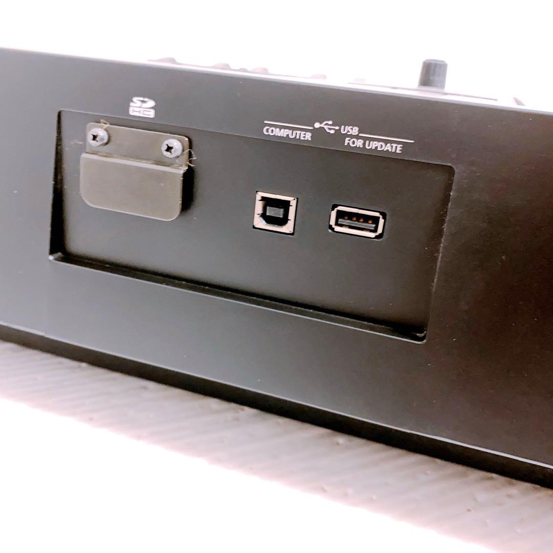 Roland Analog Synthesizers Fa-08