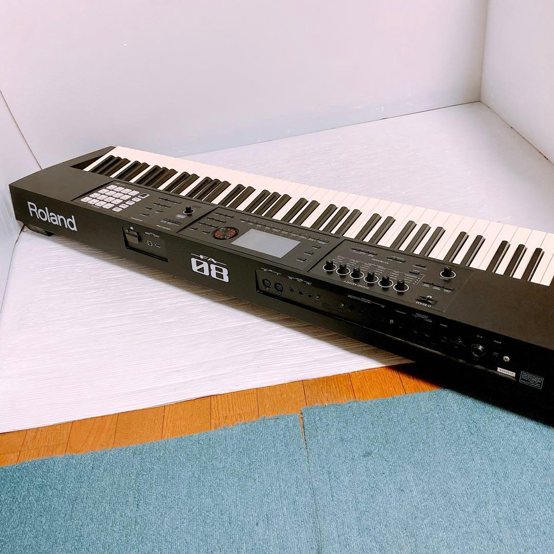Roland Analog Synthesizers Fa-08