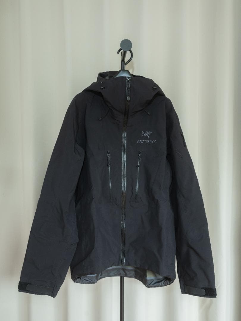 Arc'Teryx Mountain Parka's Alpha Sv Jas Xs