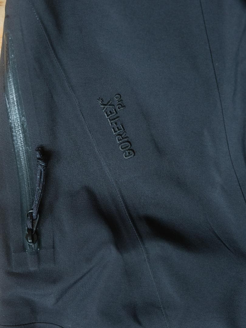 Arc'Teryx Mountain Parkas Alpha Sv Jacket Xs