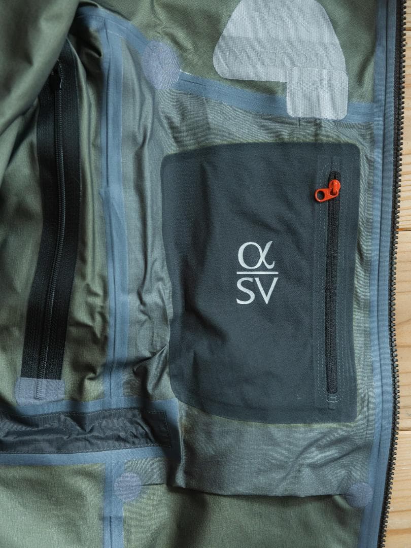 Arc'Teryx Mountain Parkas Alpha Sv Jacket Xs