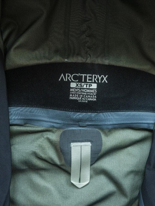 Arc'Teryx Mountain Parkas Alpha Sv Jacket Xs