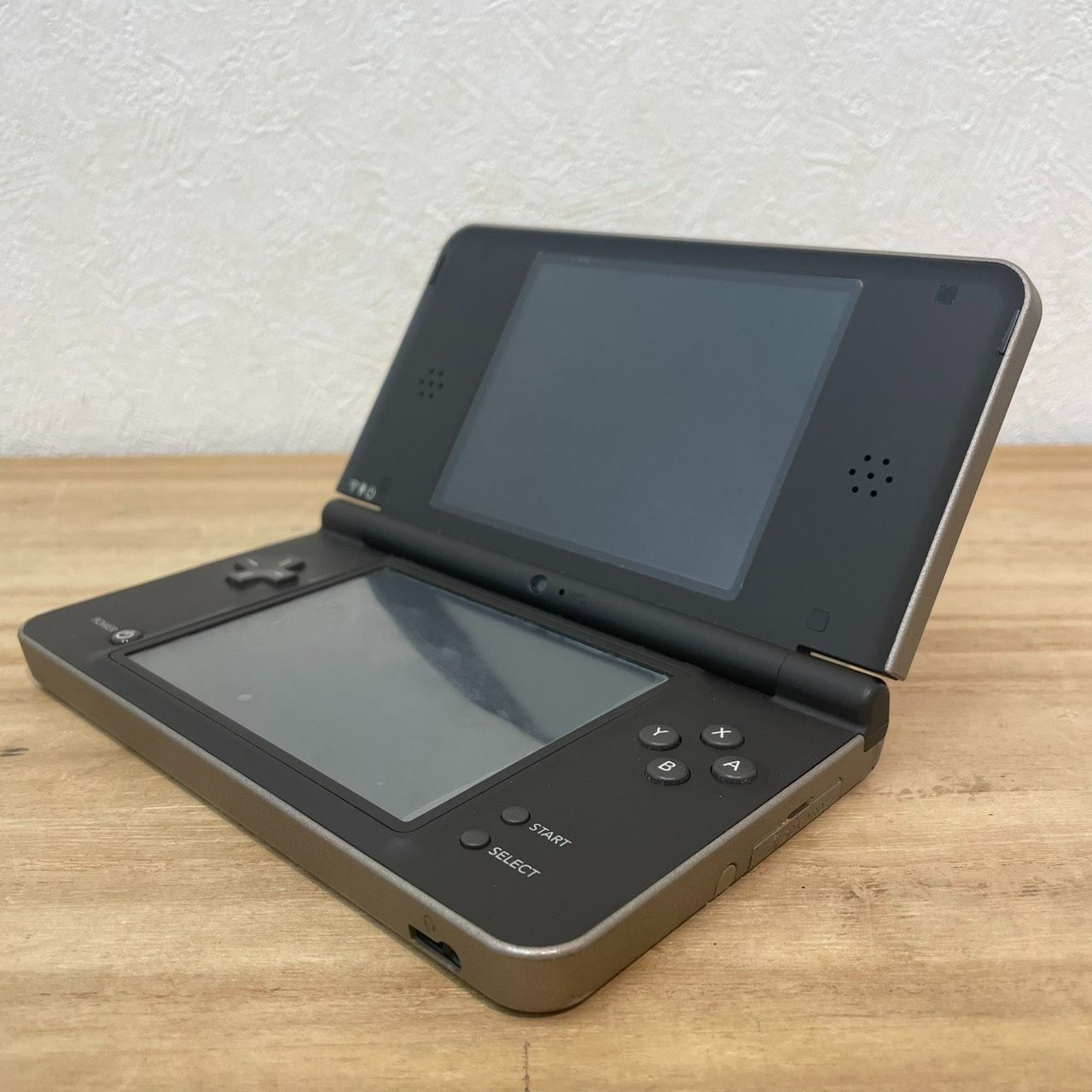 Nintendo Ds Body I) Dsi Ll Ok 5745Yo D21