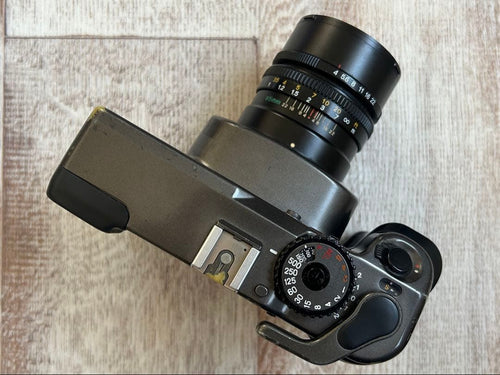Mamiya Large -Size Medium Format Camera (Film) 7