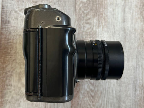 Mamiya Large -Size Medium Format Camera (Film) 7