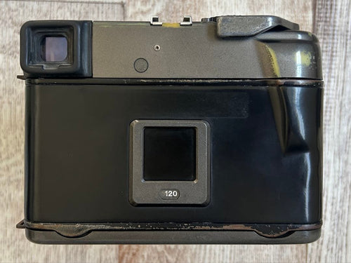 Mamiya Large -Size Medium Format Camera (Film) 7