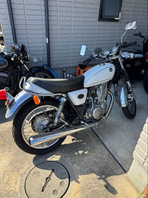 Yamaha Motorcycle Body Sr400