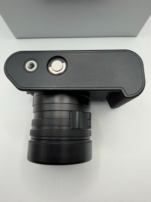 Leica Compact Digital Camera Q3