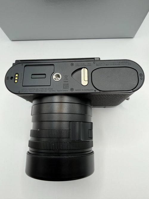 Leica Compact Digital Camera Q3