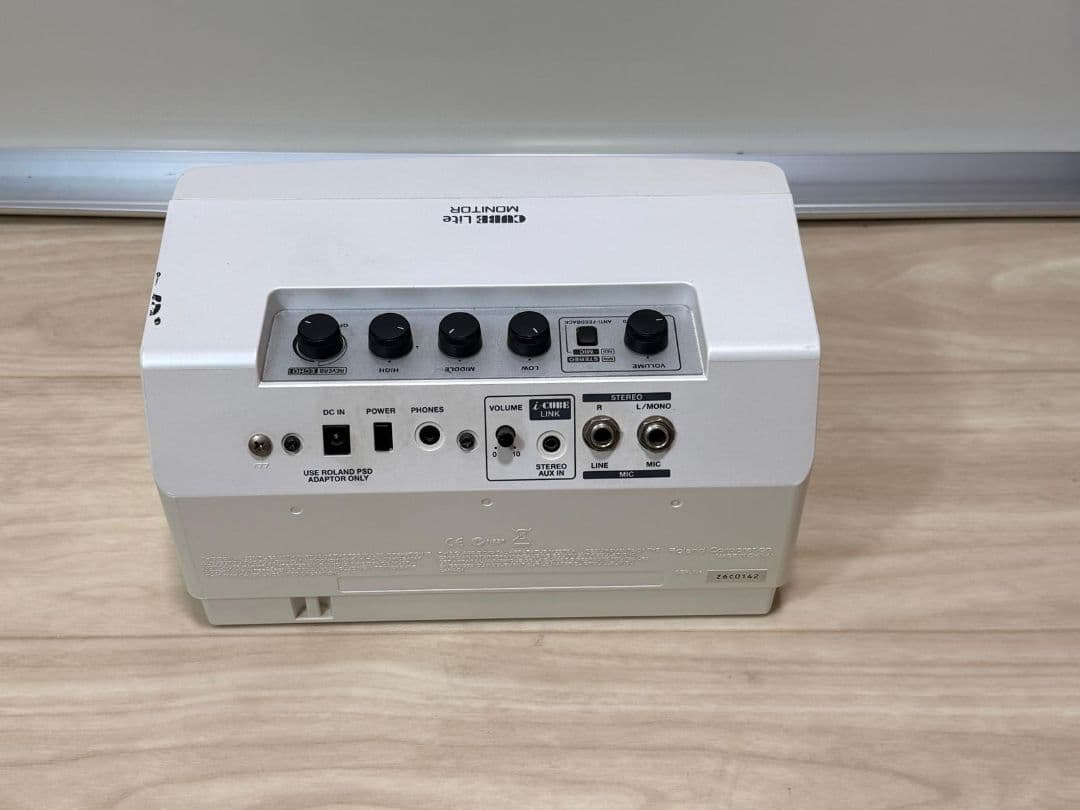 Roland Guitar Amplifier Cube Lite Monitor