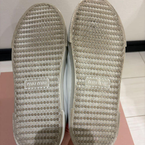 Miu Sneakers