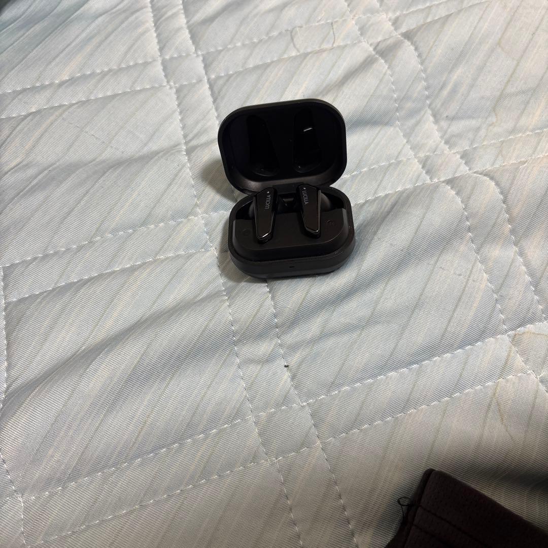 Lucida Earphone Cases