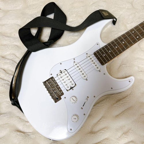 Yamaha Electric Guitars Pacifica Pac012