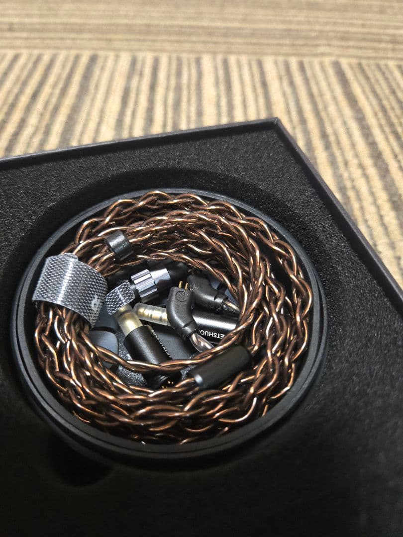 Wired Earphones Letshuoer S08
