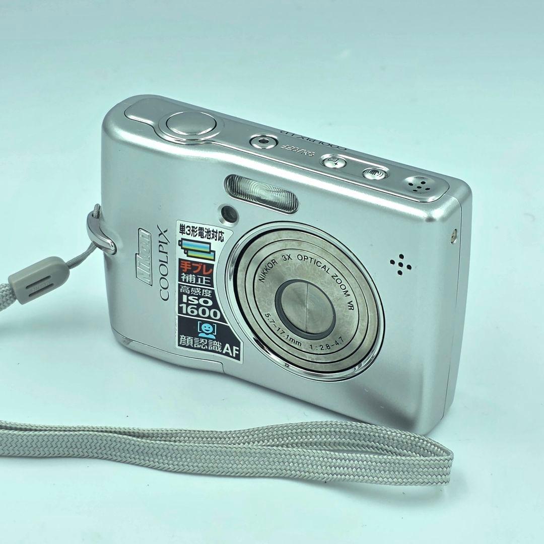 Nikon Compact Digital Cameras Coolpix L12