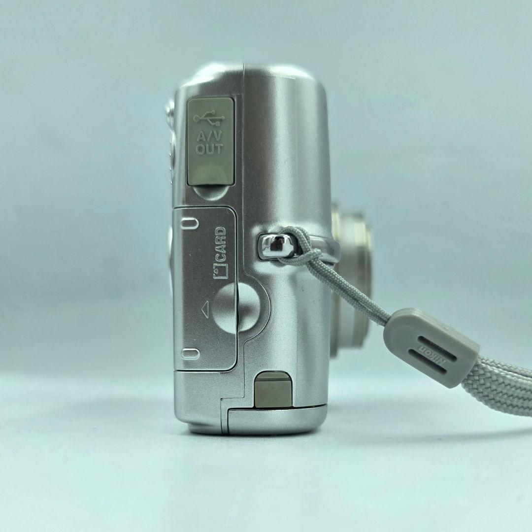 Nikon Compact Digital Cameras Coolpix L12