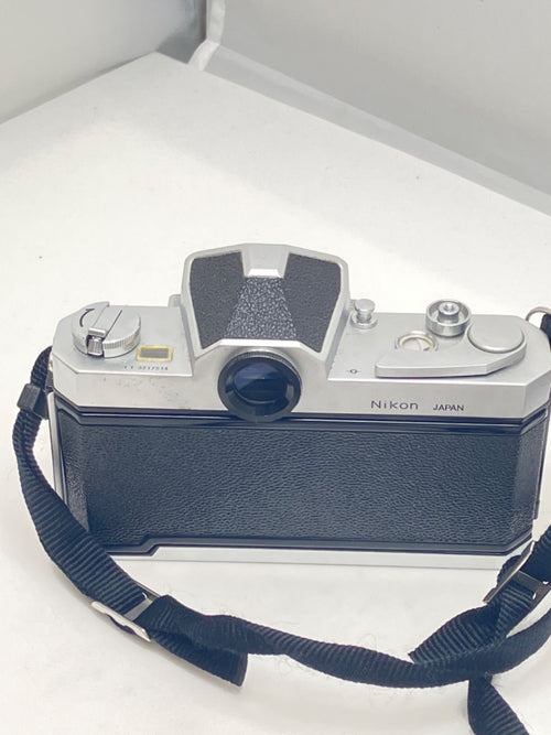 Nikon Slr Camera (Film) Nikomat Ft