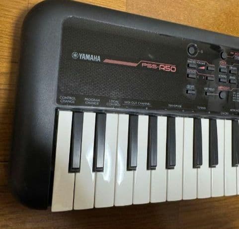 Yamaha Keyboard Electronic Piano Pss-A50 37 Midi