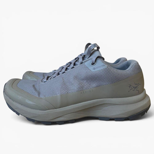 Arc'Teryx Sneakers 23.5