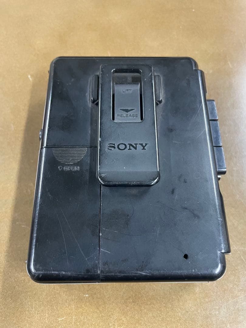 Sony Cassette Players Walkman Wm-B10