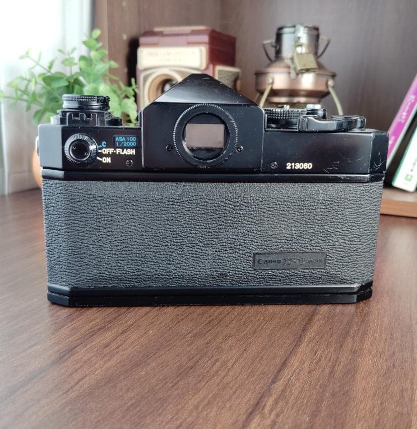 Canon Slr Cameras (Film) F-1