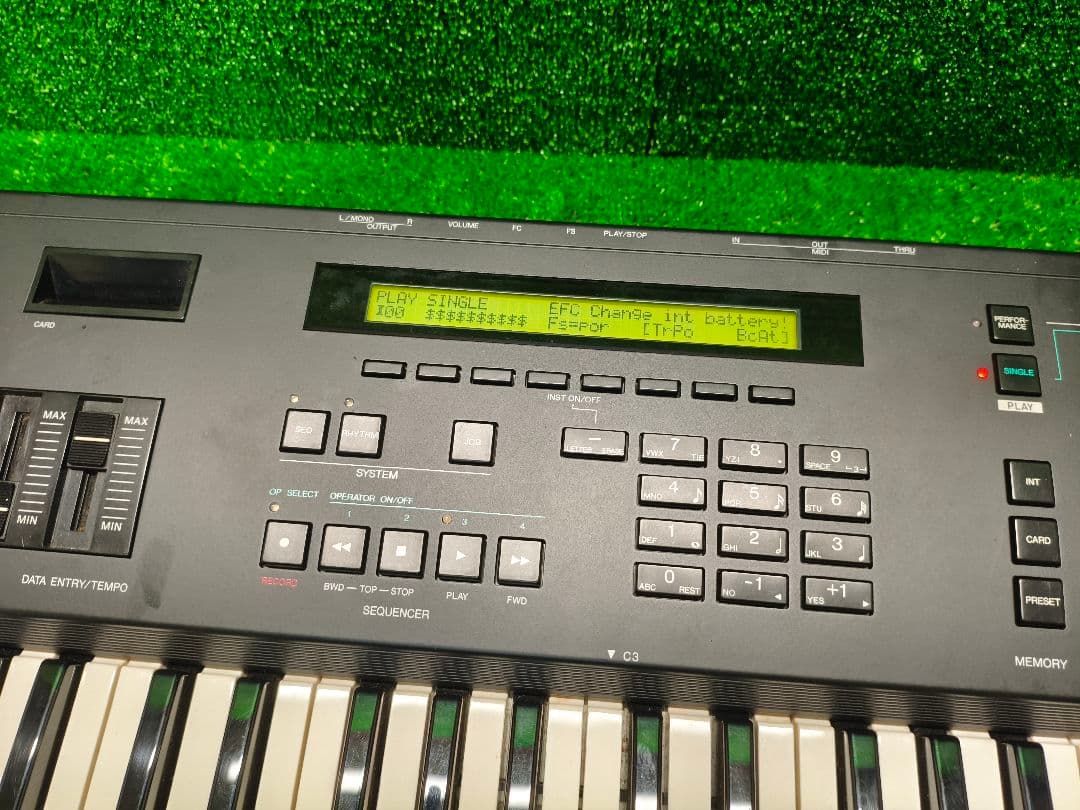 Yamaha Analog Synthesizer V50