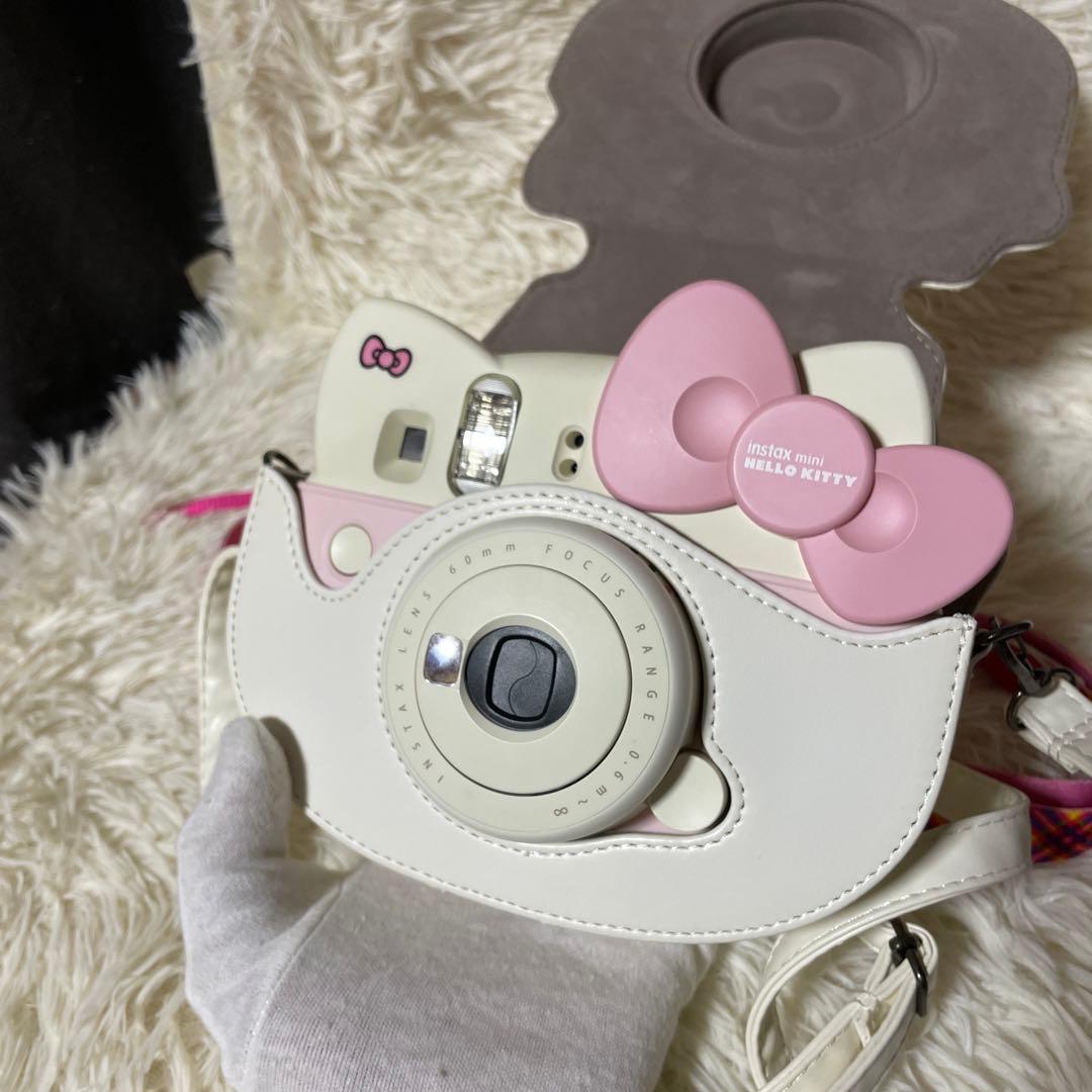 Hello Kitty Instant Cameras Fujifilm