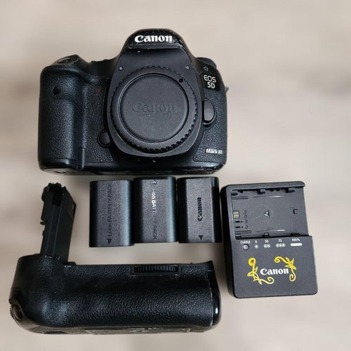 Digital Slrs Canon Eos 5D Mark Iii