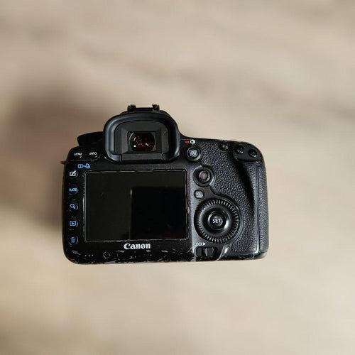 Digital Slrs Canon Eos 5D Mark Iii