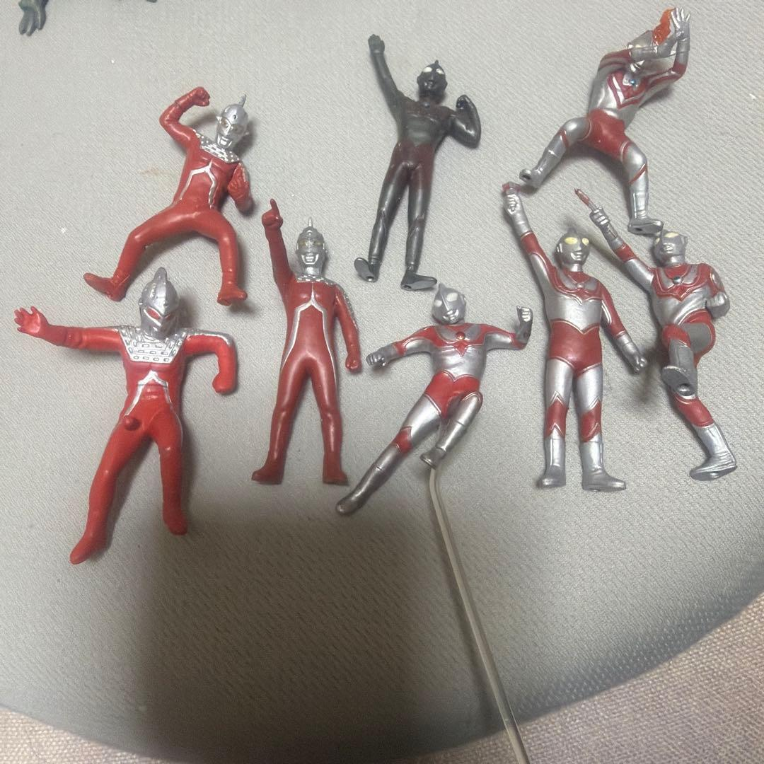 Ultraman 8