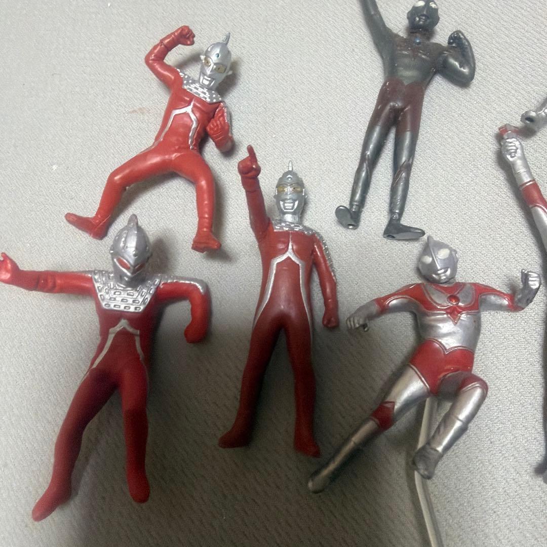 Ultraman 8
